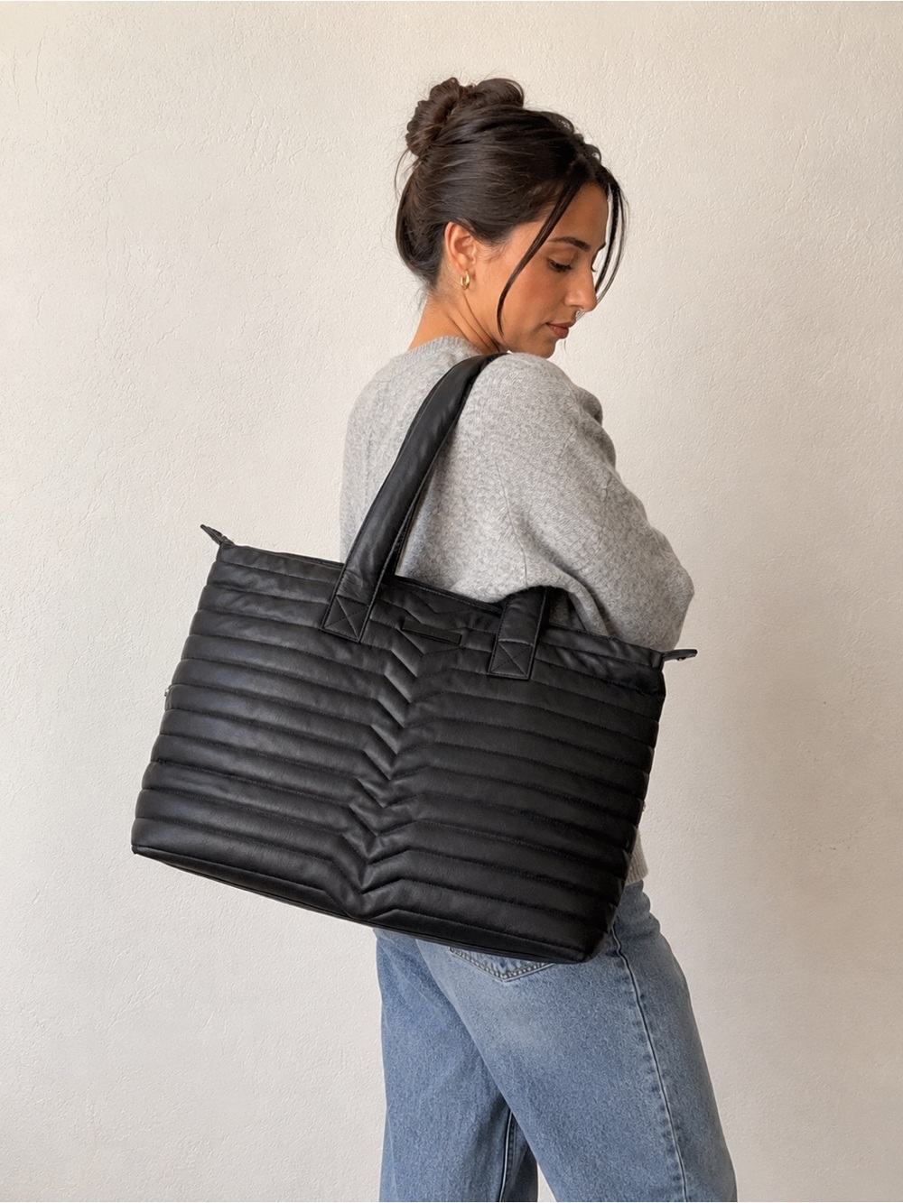 Vince Camuto Avery Quilted Weekender Duffe Bag Black Faux Leather NWT